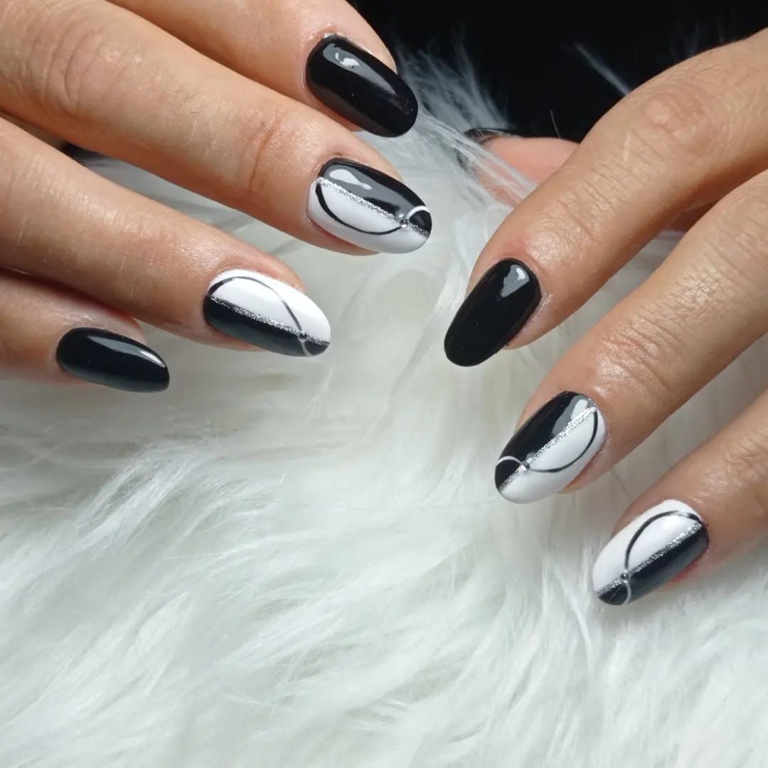 unghie nere e grigie smalto