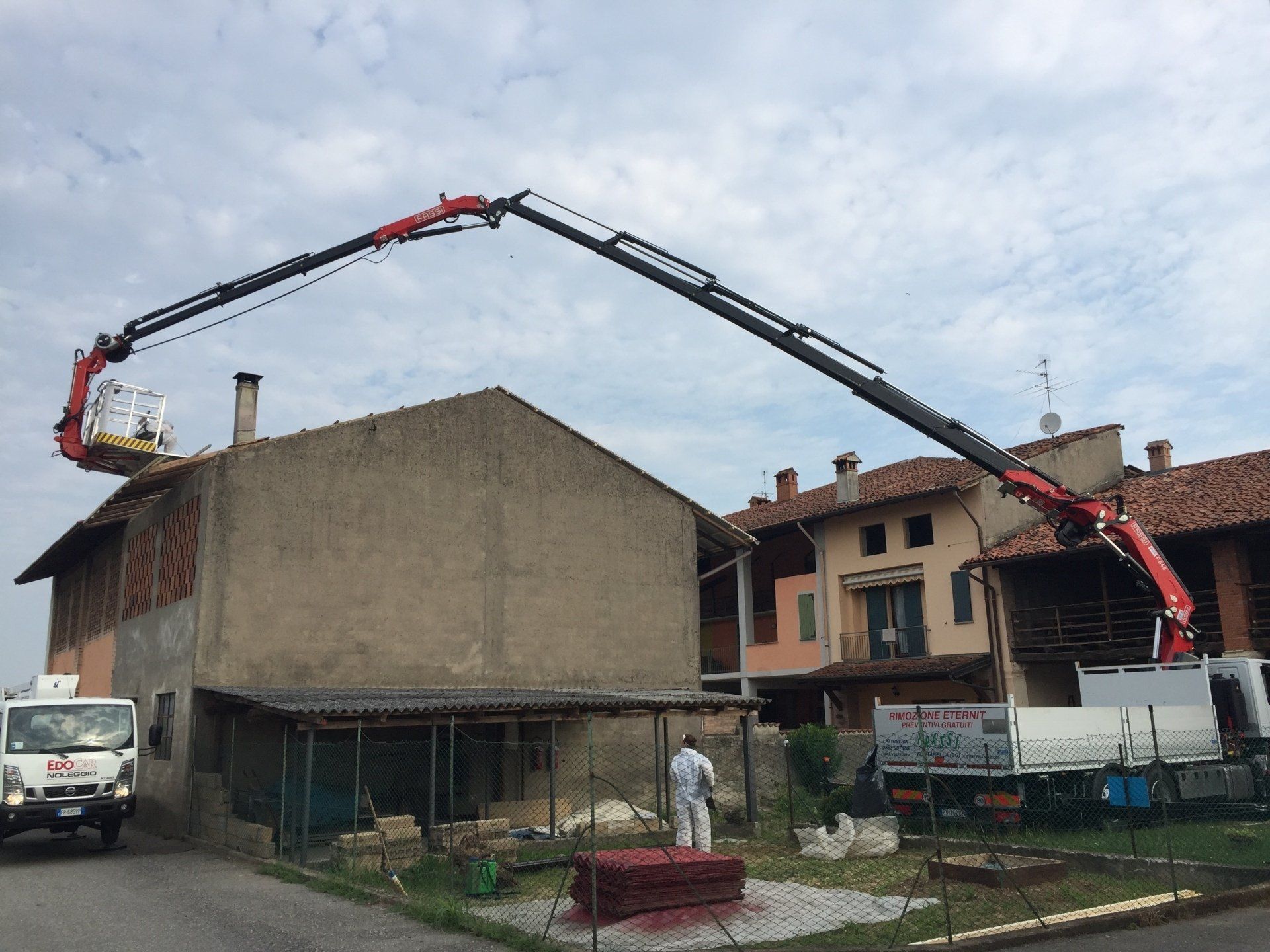 rimozione eternit con piattaforma