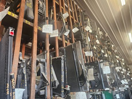 Salvage Parts | Evansville, IN | Universal Salvage Co