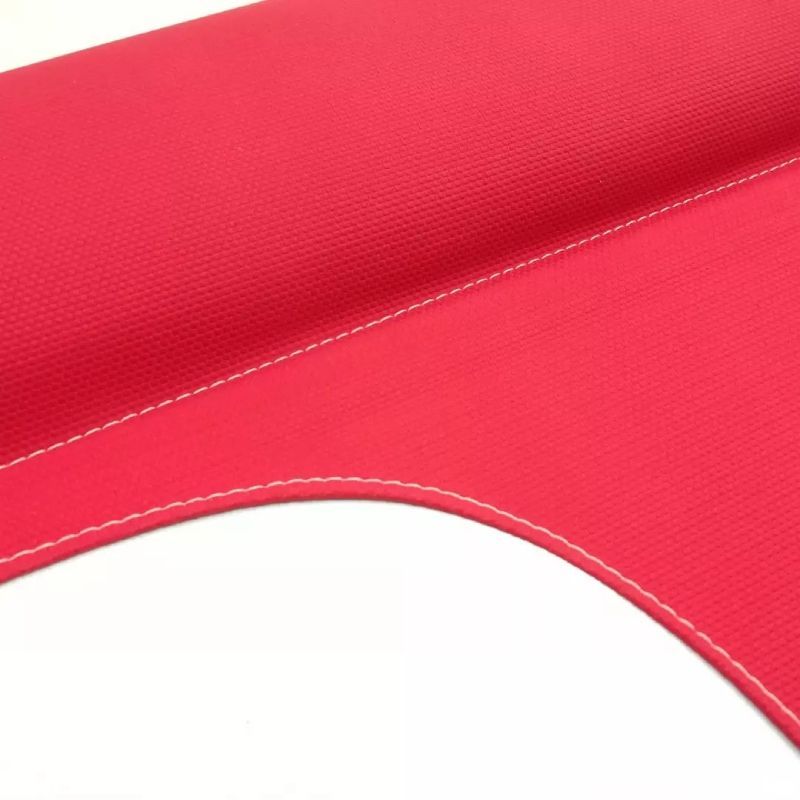 Cuscino rosso, particolare 2