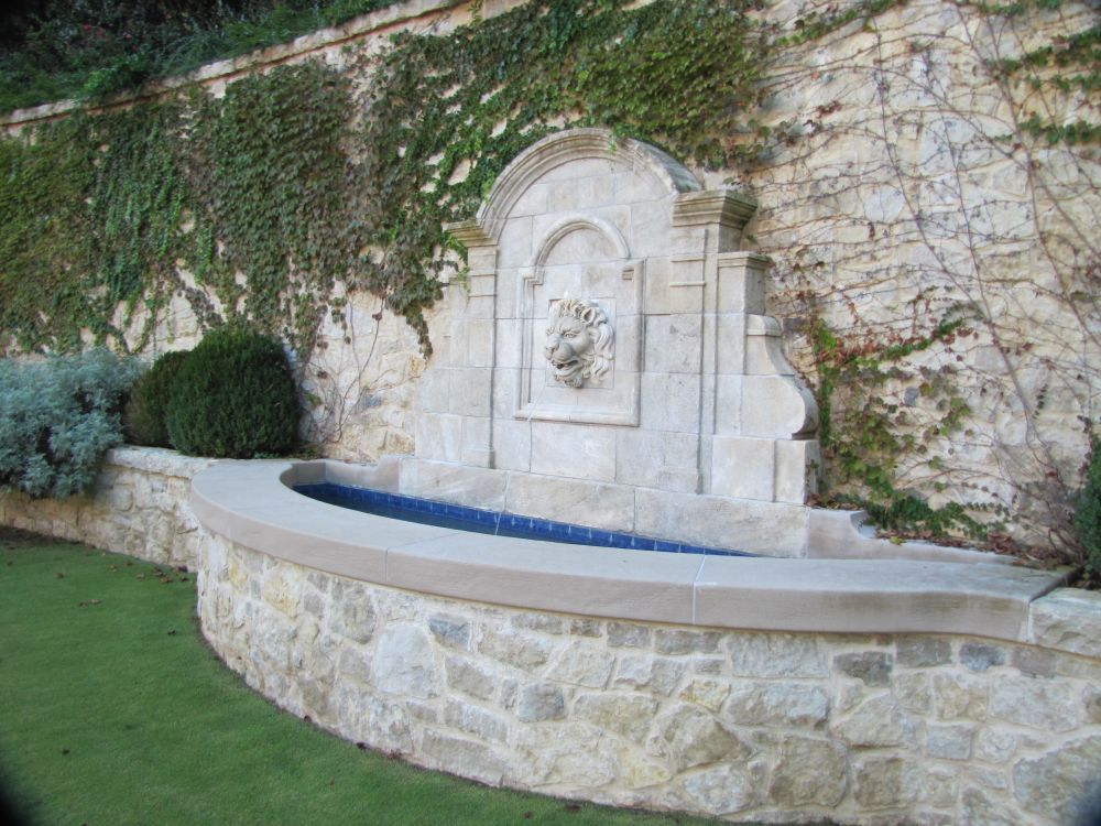 Fountain with lion head