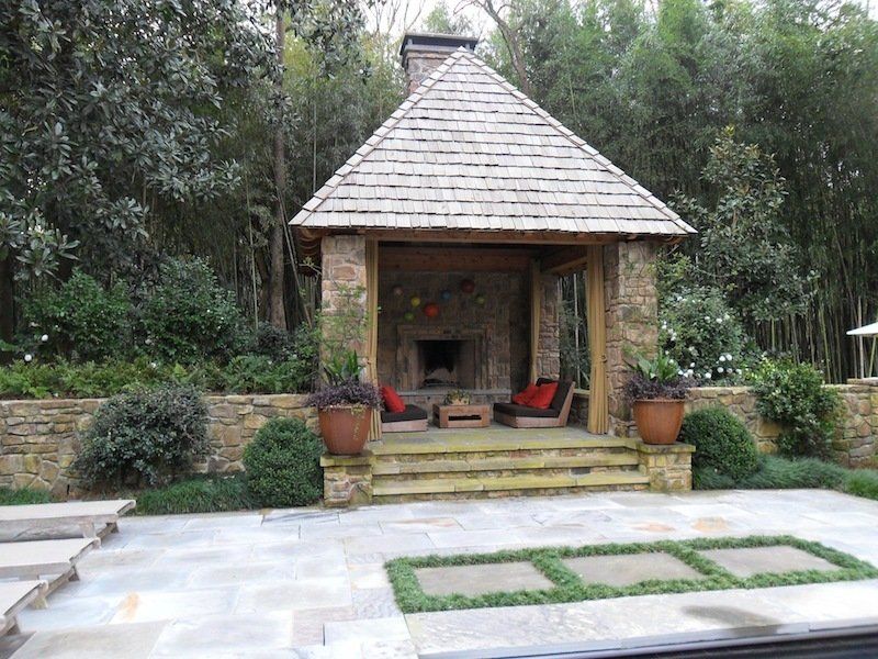 Pool houses & pavilions