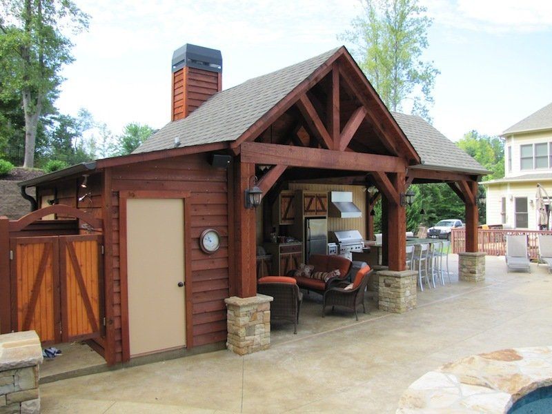 Pool houses & pavilions
