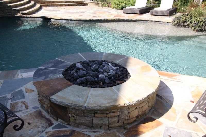 Fireplaces & fire pits