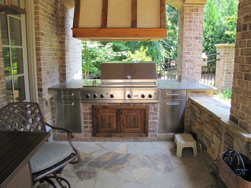 Outdoor kitchens