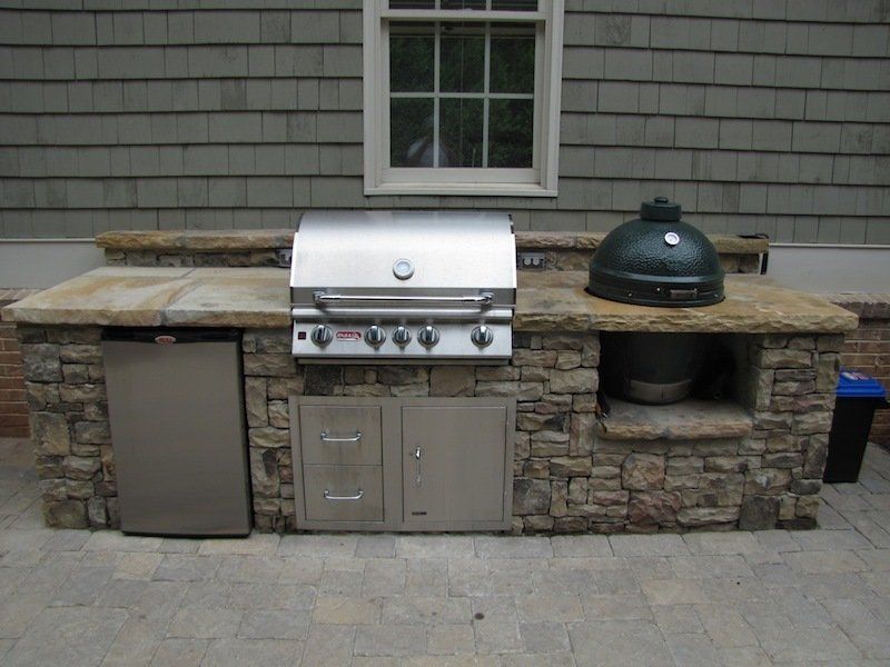 Outdoor kitchens