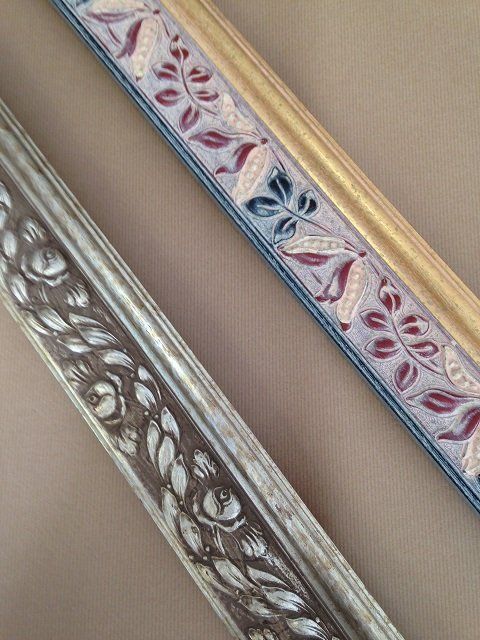 cornice asta intagliata colorata fantasia