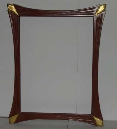 cornice intagliata vecchia