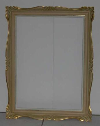 cornice intagliata vecchia