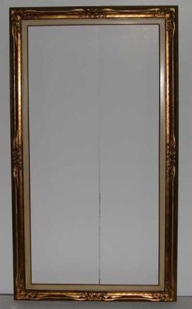 cornice vecchia intagliata