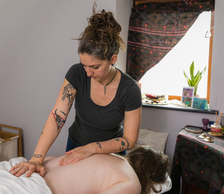 Giada Labrecque, She Kneads massage therapist 