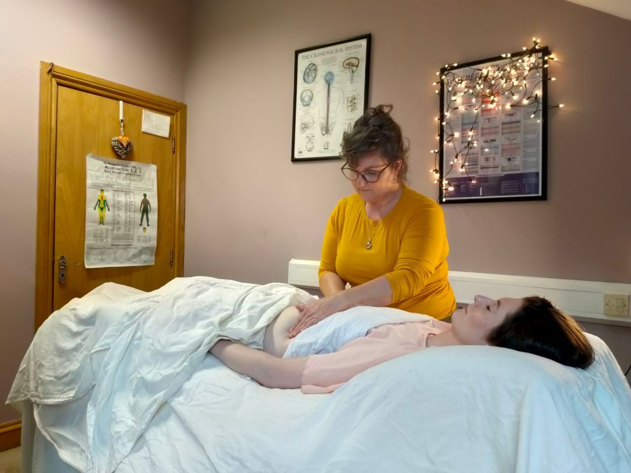 Céline Gien - Chi Nei Tsang Therapist