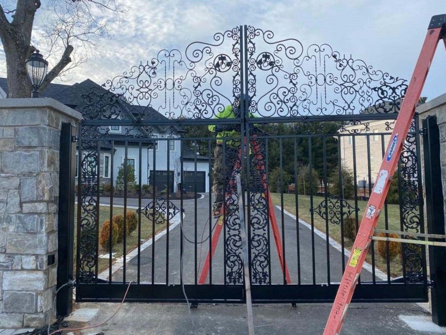 Black Gate In Repair Welding Progress