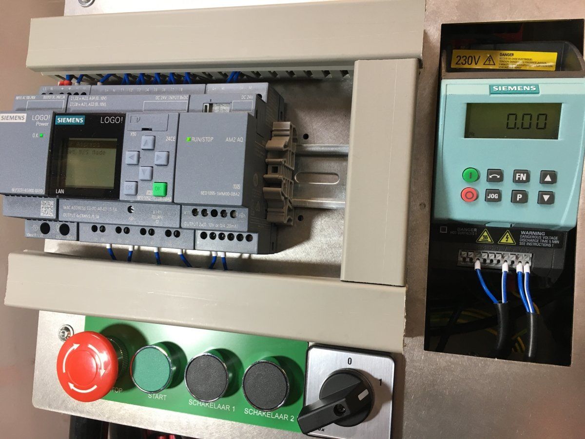 Logo power, Siemens Logo, AM2 AQ module