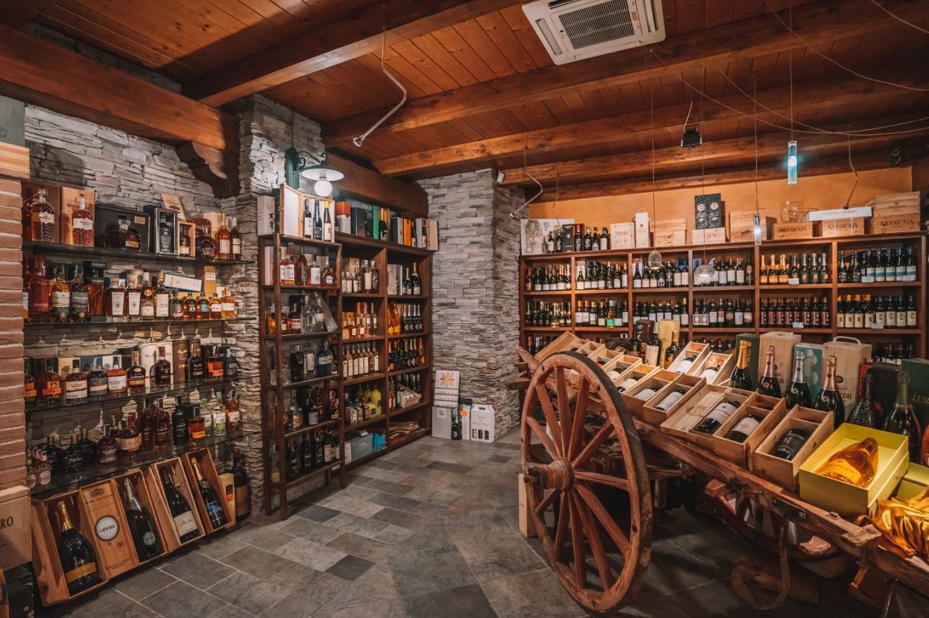 vino vendita La cantina del Nonno Pescetto