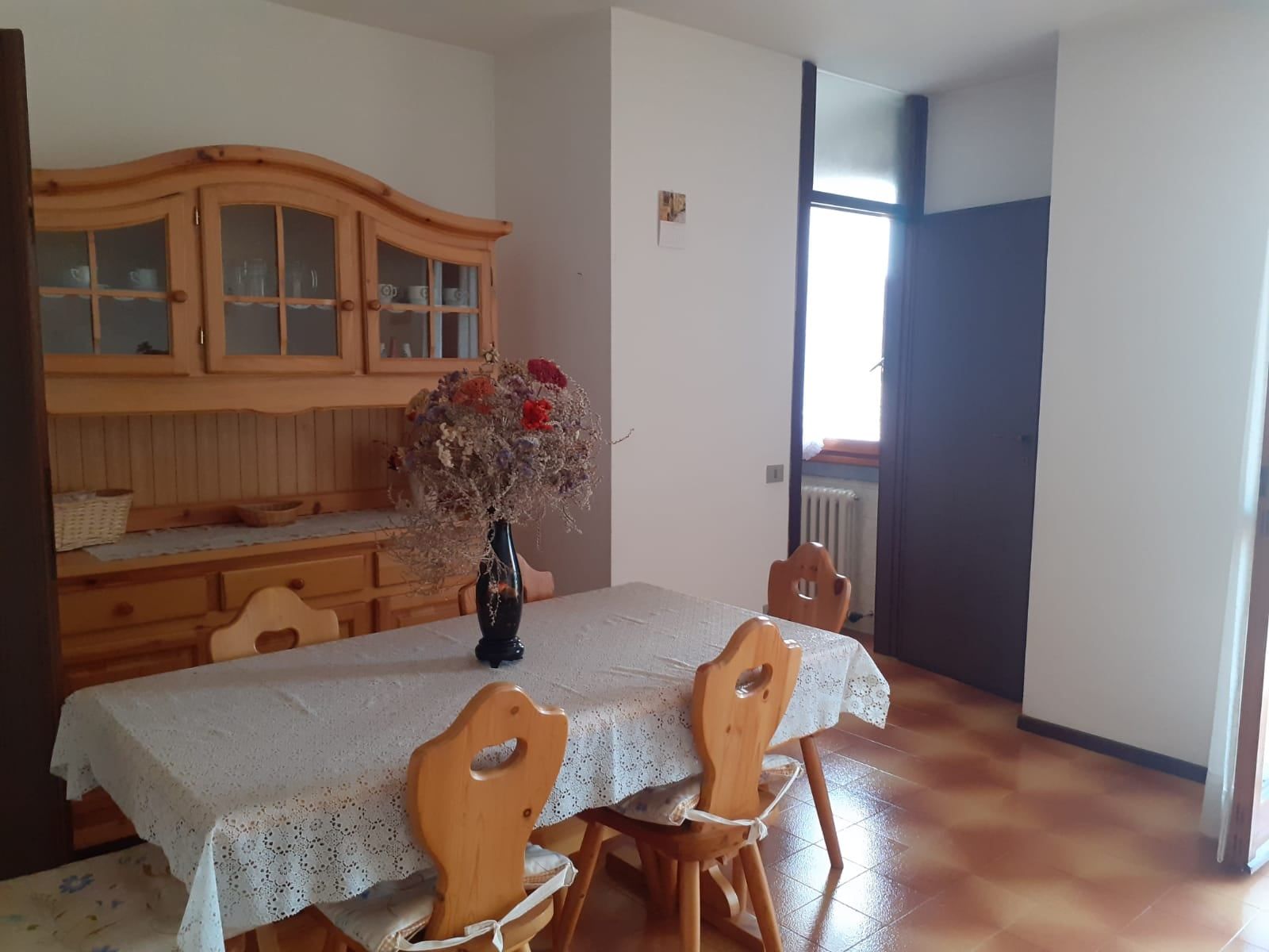 cucina di un appartamento in vendita