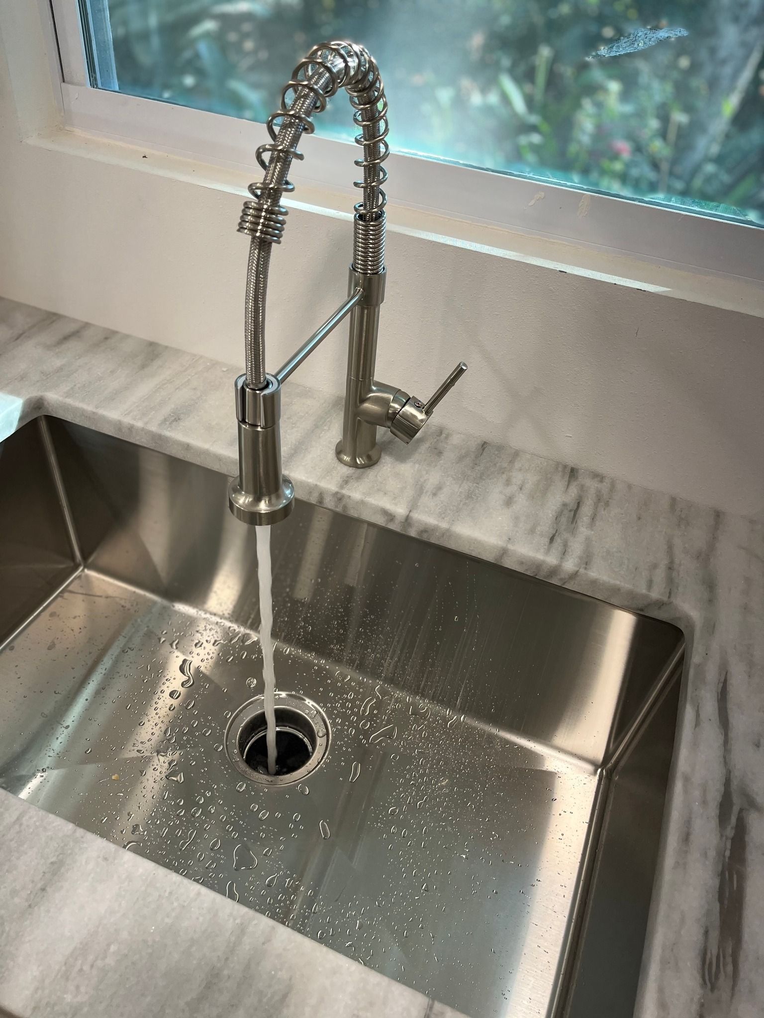 New kitchen installation