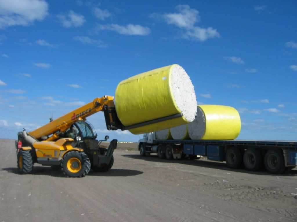 McCormack Industries Cotton bale Roller