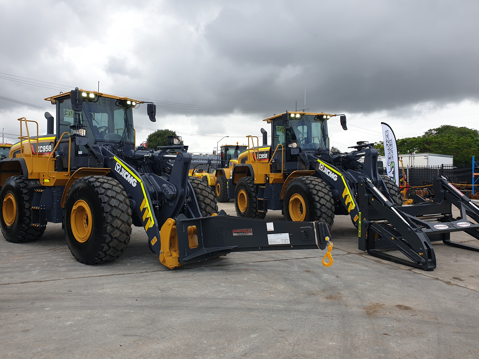 Lifting Jig on XCMG Wheel Loader