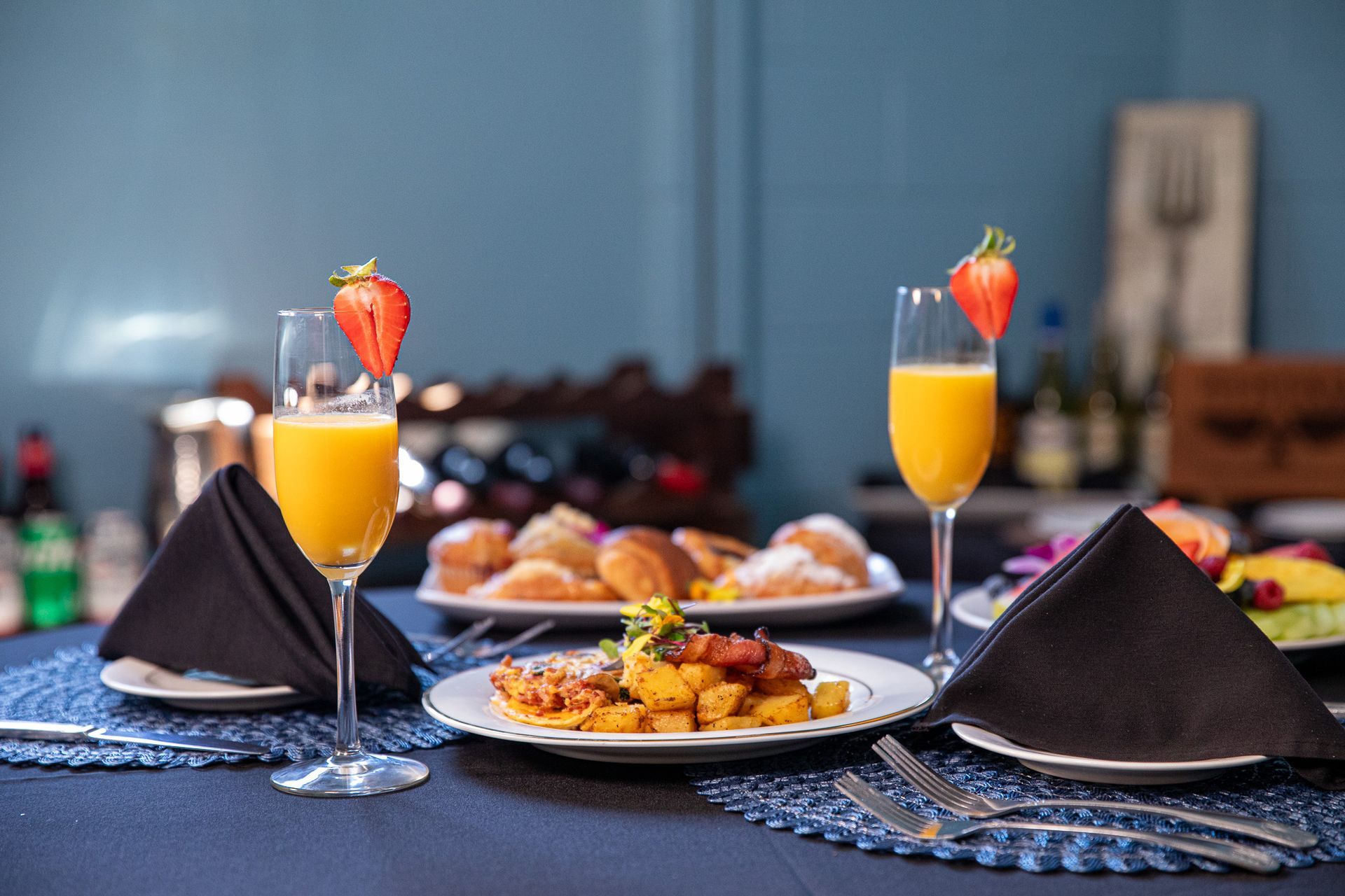 brunch table setting with mimosa