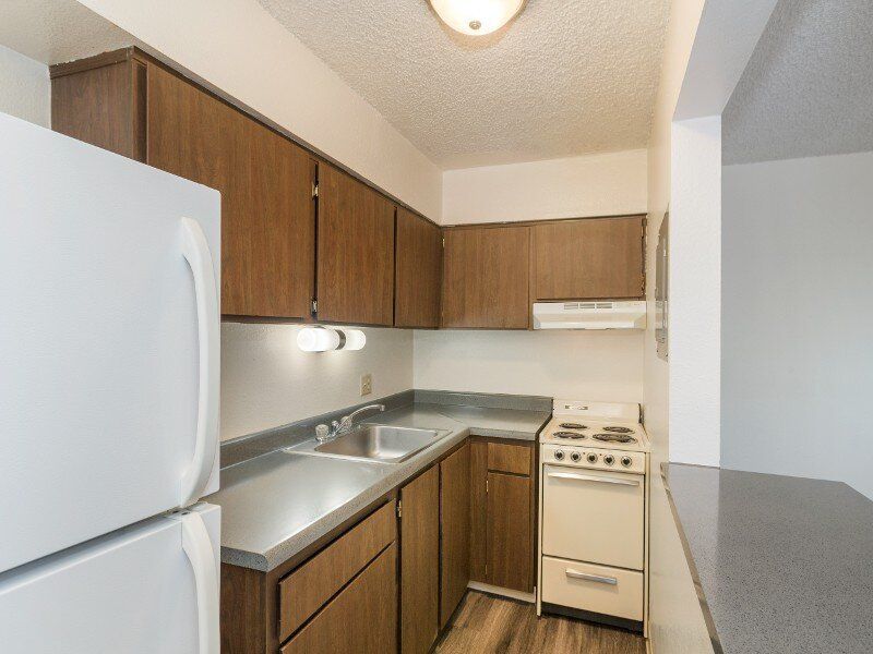 Fully Equipped Kitchen | Parkwood Place in Greenly, CO