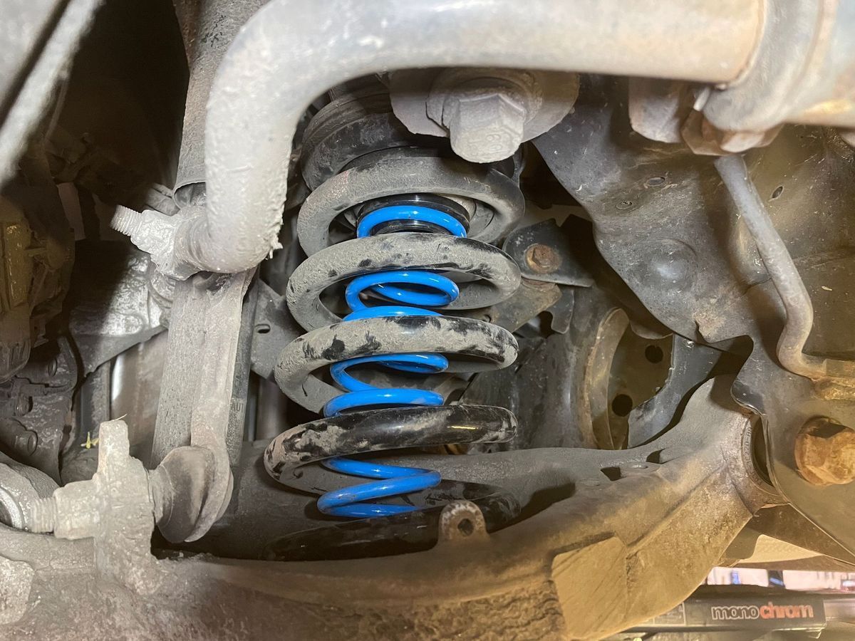 Ford S-Max Helper Springs