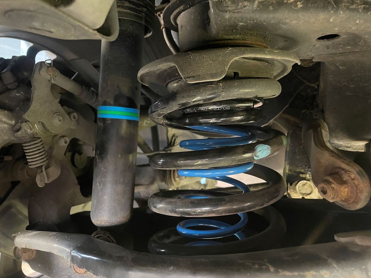 Toyota Avensis Helper Springs