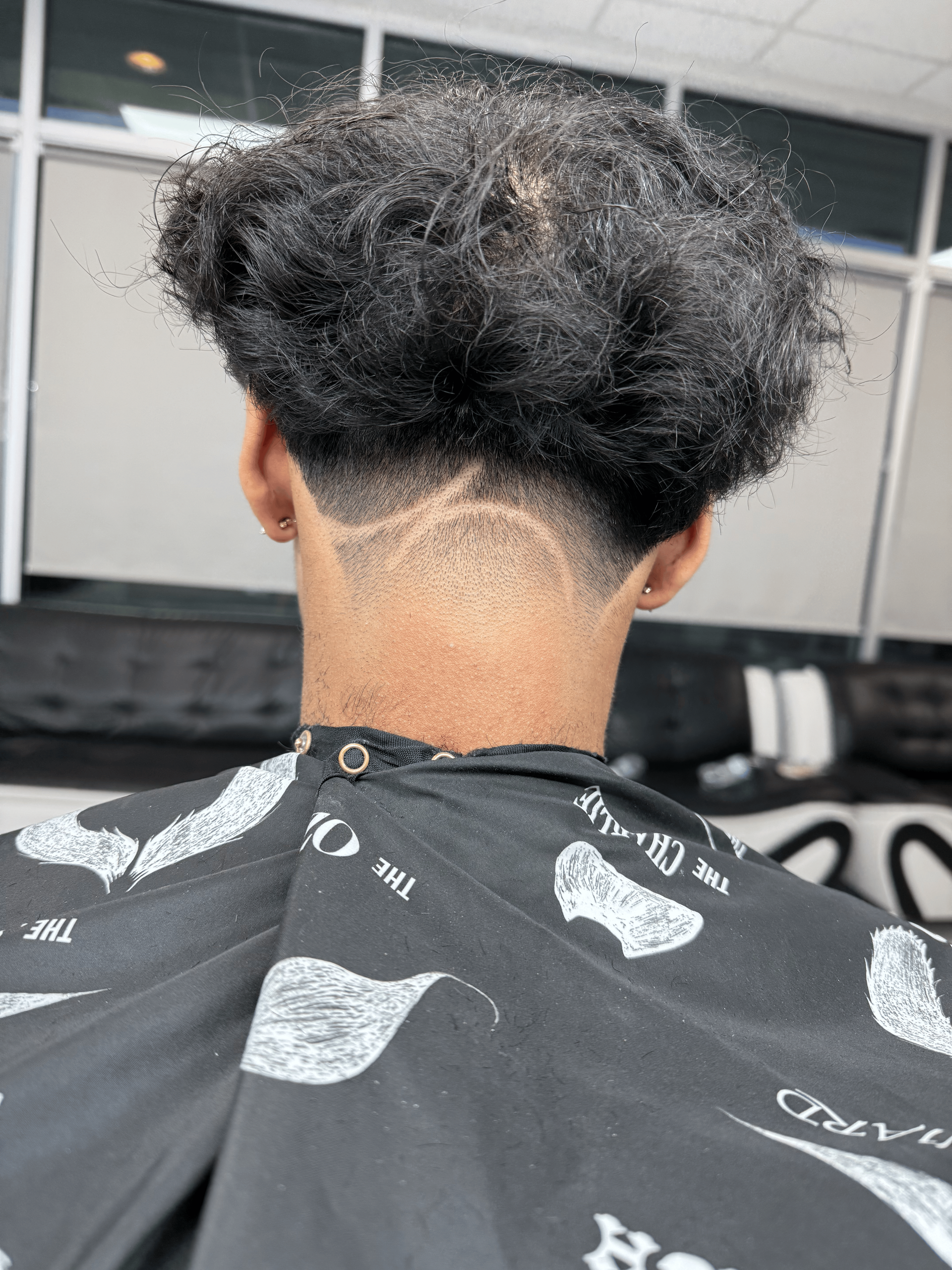 Blurred Lines design haircut and lining