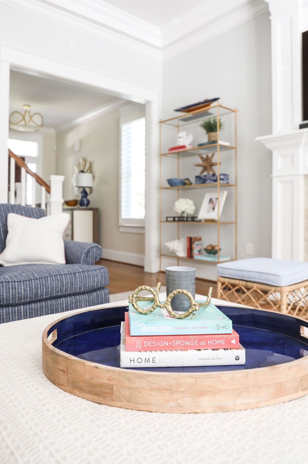 Take A Peek, interior photo 54