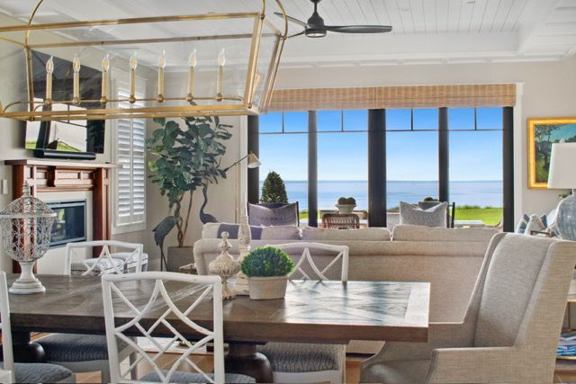 Take A Peek, interior photo 180