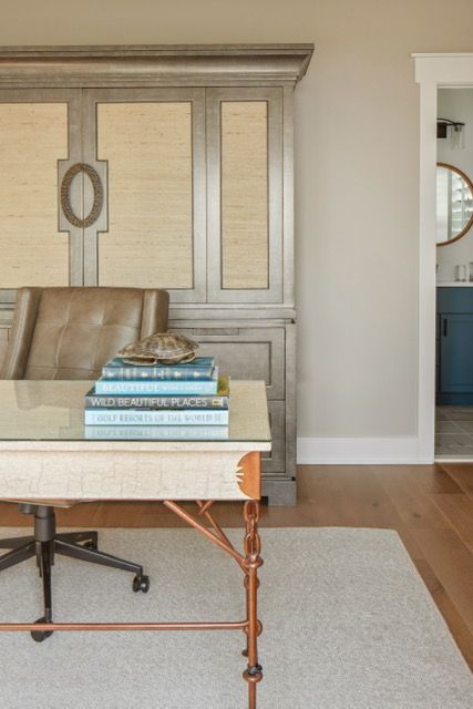 Take A Peek, interior photo 190