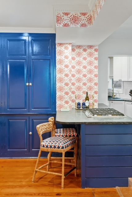 Take A Peek, interior photo 199