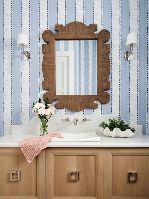 Take A Peek, interior photo 208