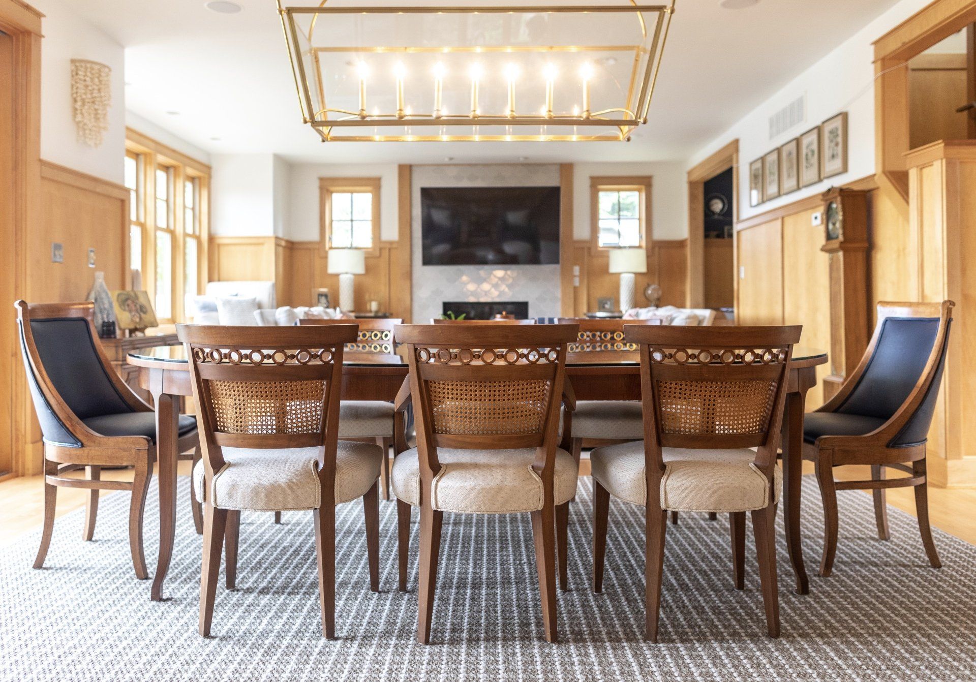 Take A Peek, interior photo 47