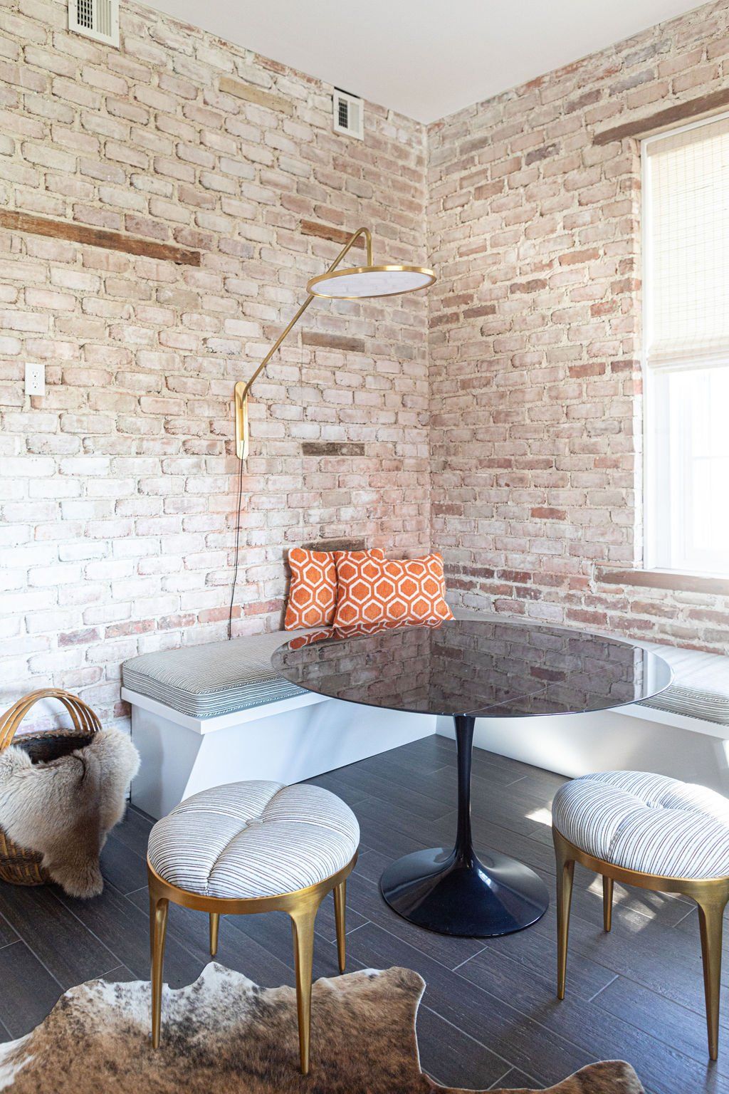 Take A Peek, interior photo 42