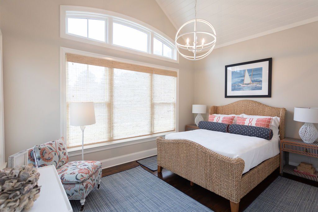 Take A Peek, interior photo 23