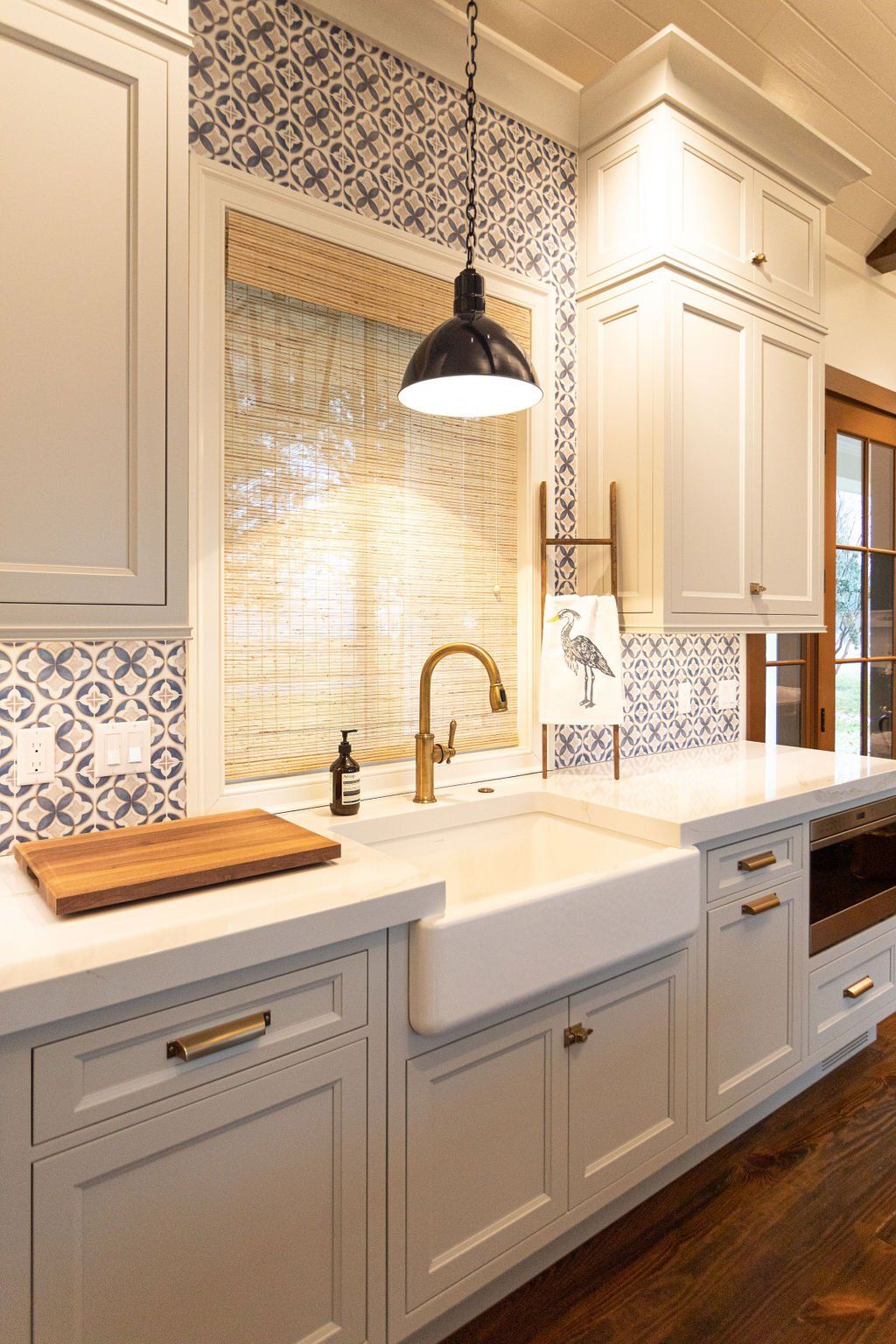 Take A Peek, interior photo 13