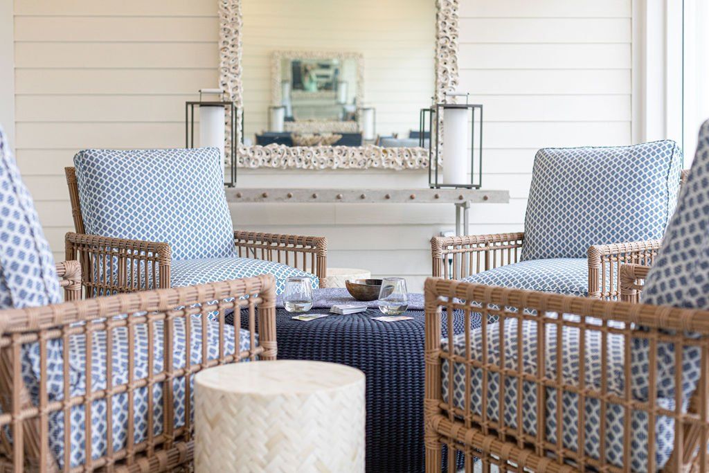 Take A Peek, interior photo 12