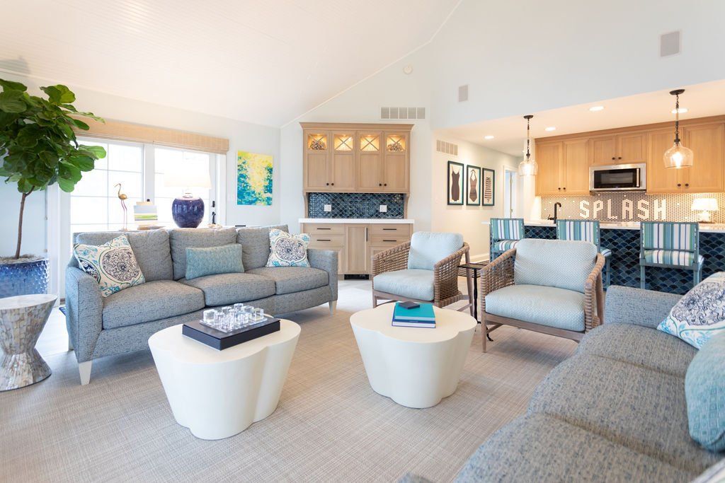 Take A Peek, interior photo 7