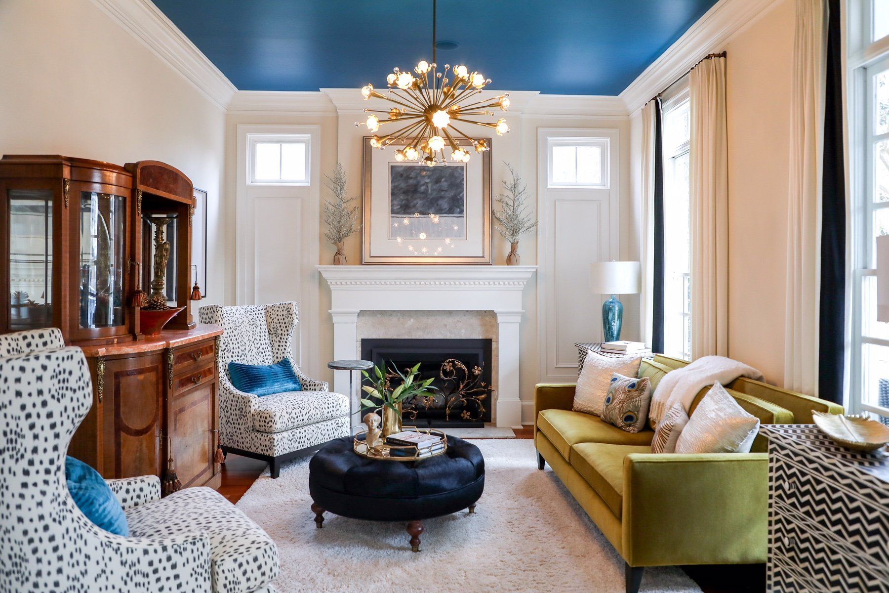 Take A Peek, interior photo 170