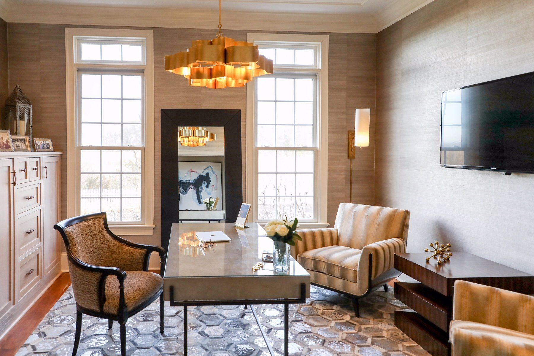 Take A Peek, interior photo 169