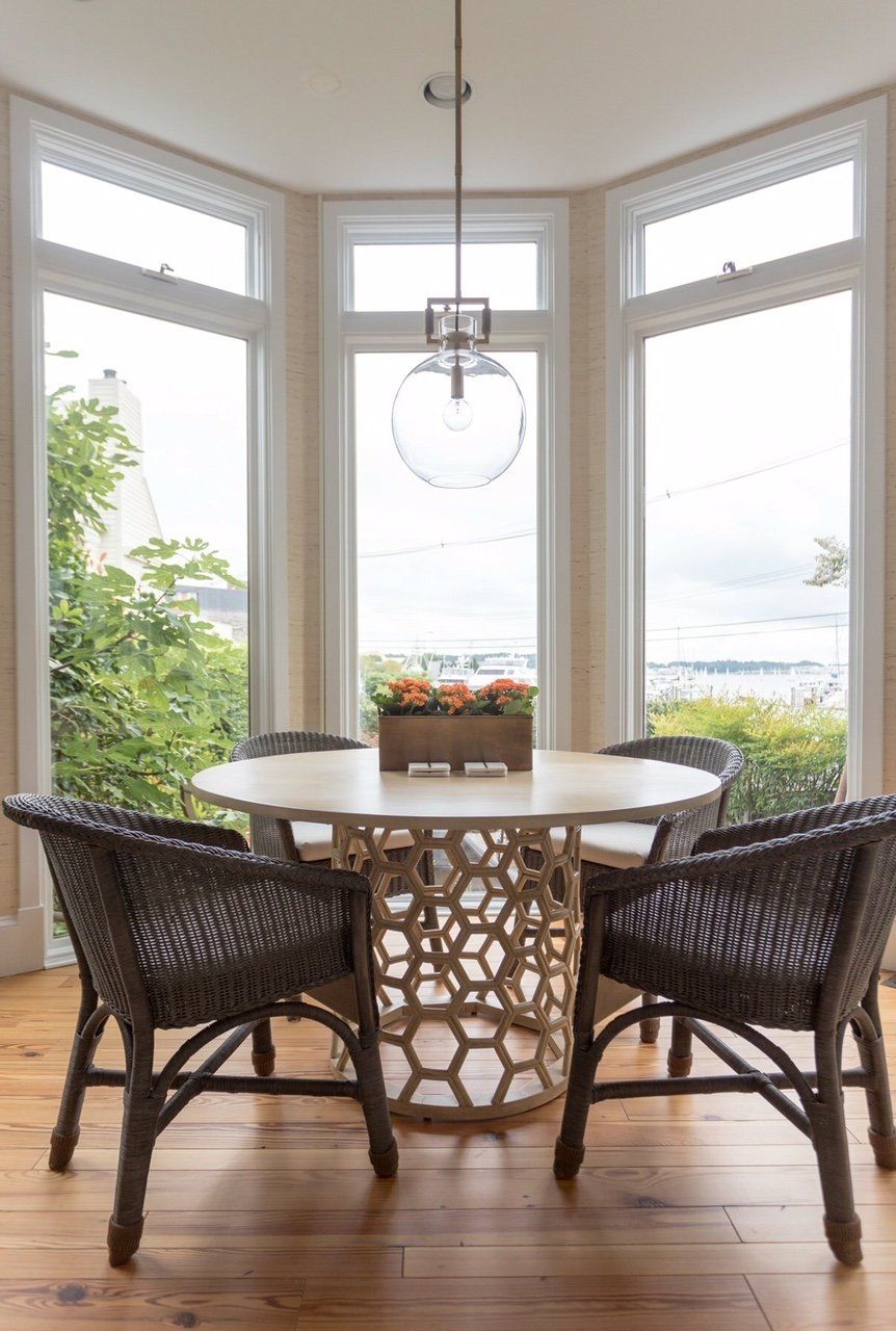 Take A Peek, interior photo 93