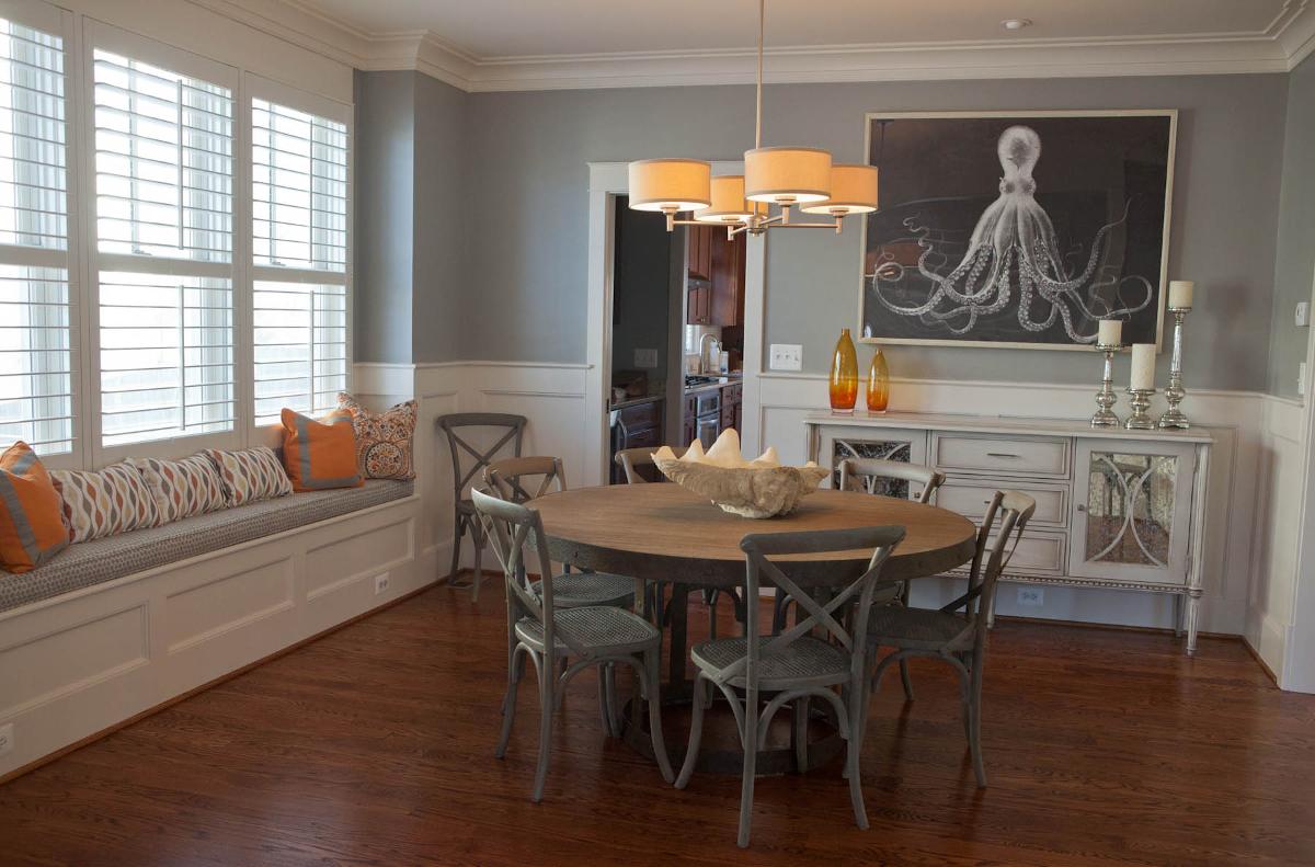 Take A Peek, interior photo 119