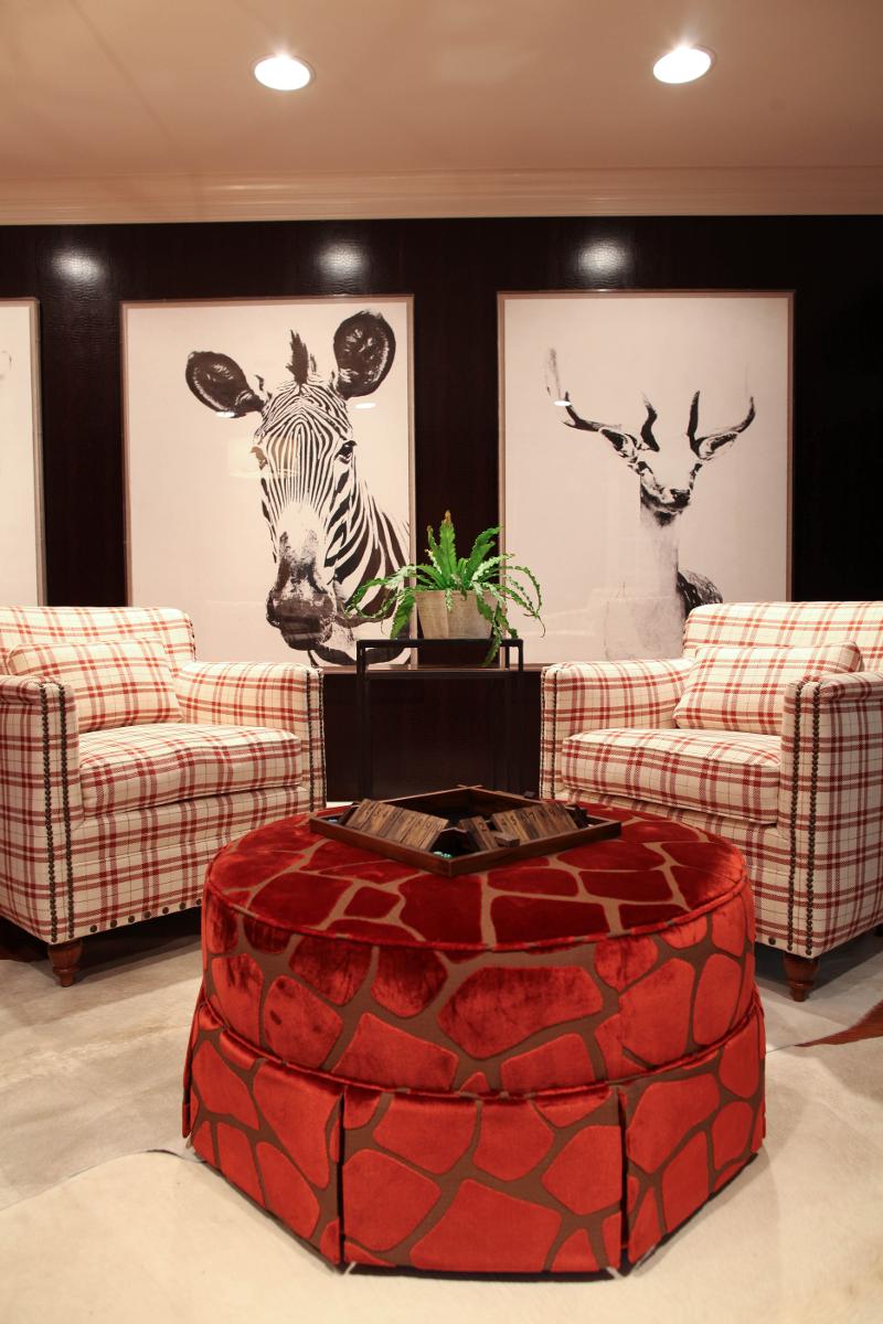 Take A Peek, interior photo 130