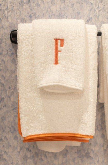 Take A Peek, interior photo 62