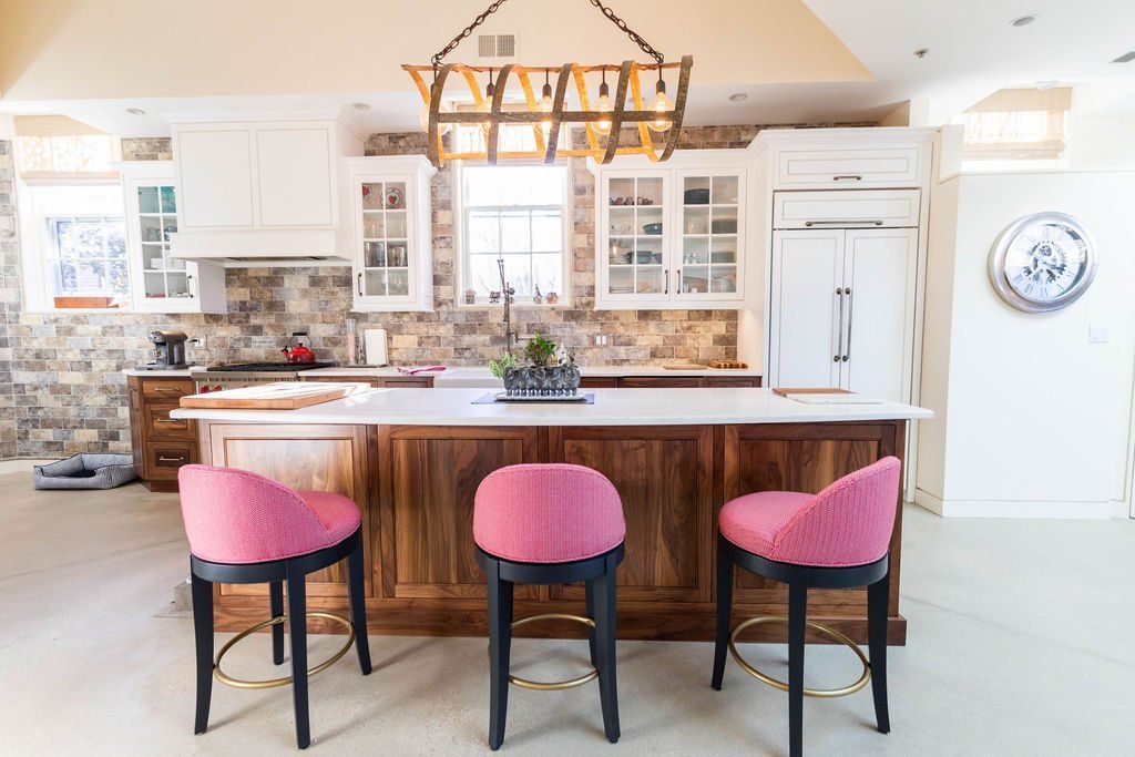 Take A Peek, interior photo 85