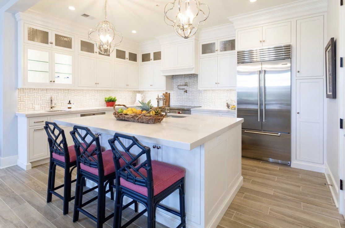 Take A Peek, interior photo 76