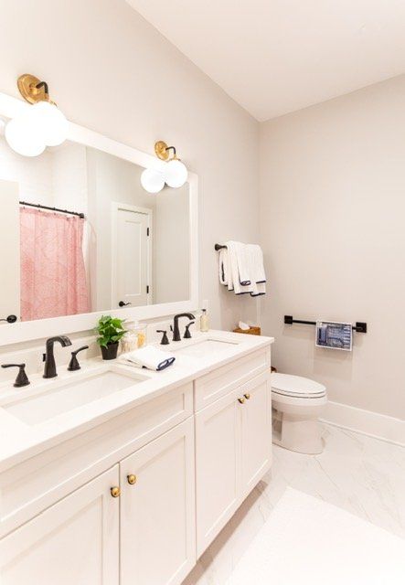 Take A Peek, interior photo 64