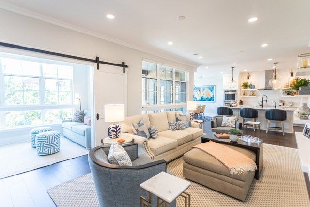 Take A Peek, interior photo 56