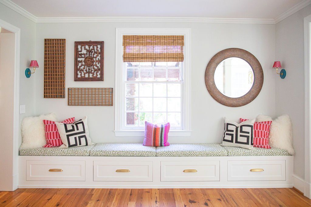 Take A Peek, interior photo 2